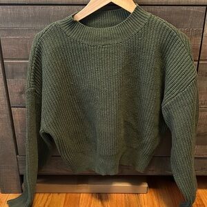 Lulus Women's Open back Green Sweater